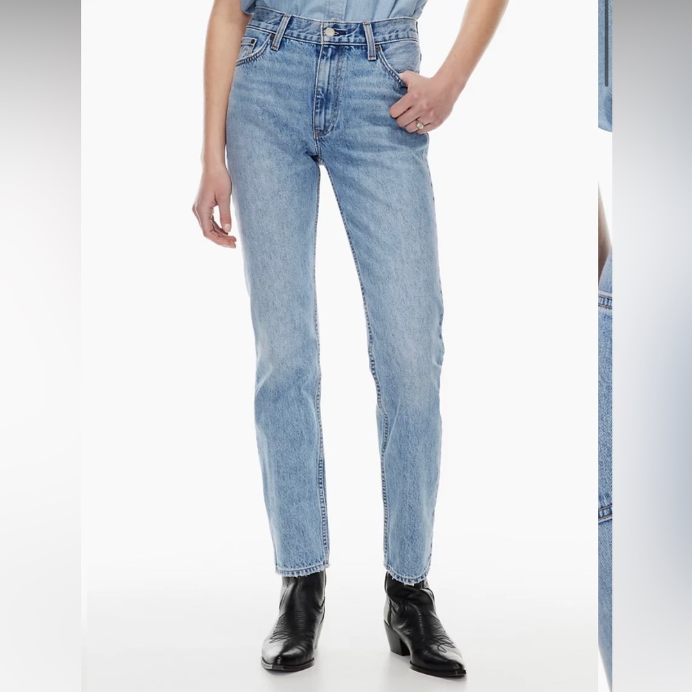 Aritzia straight leg jeans